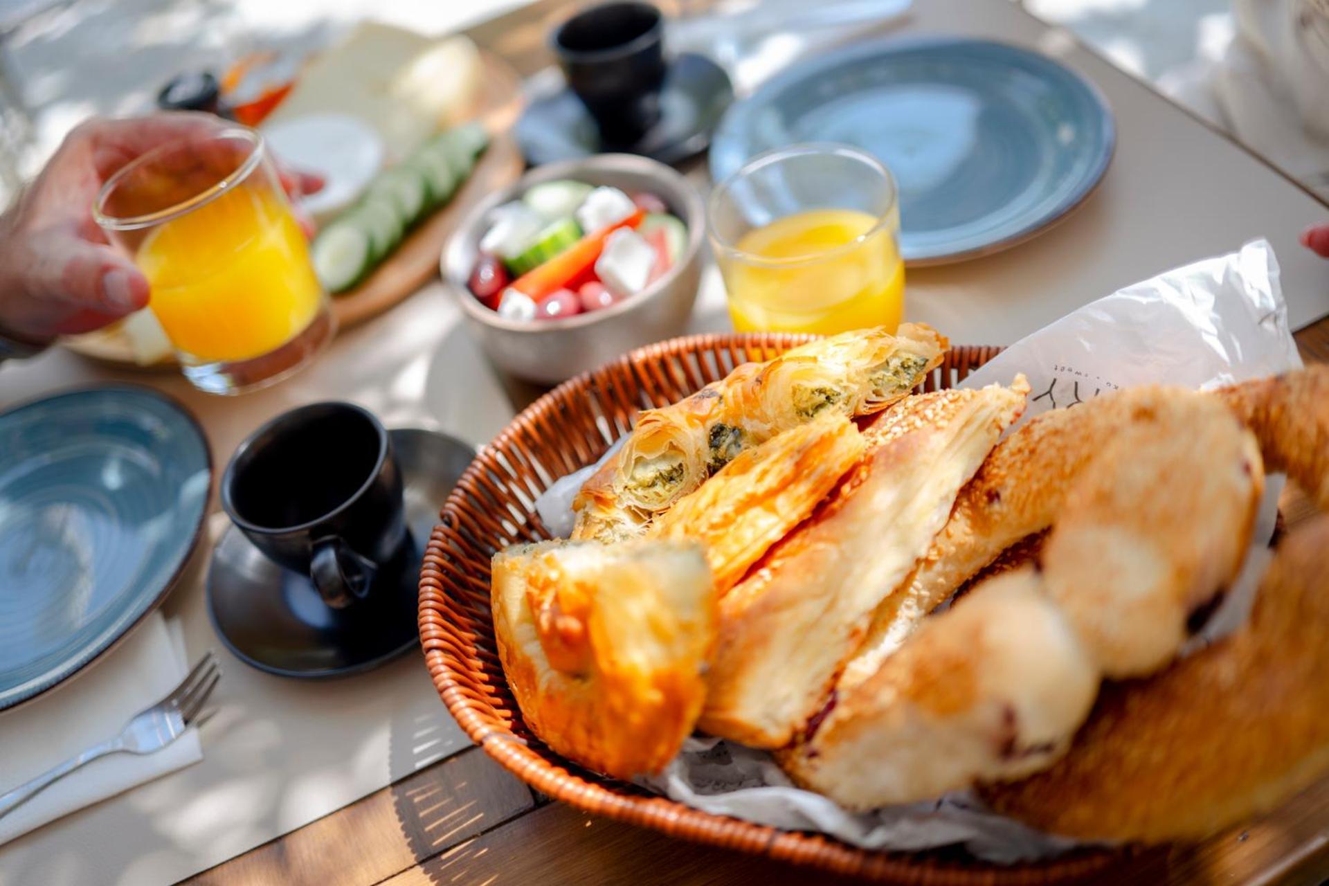 Villa Vivari Suites 纳夫普利翁 外观 照片